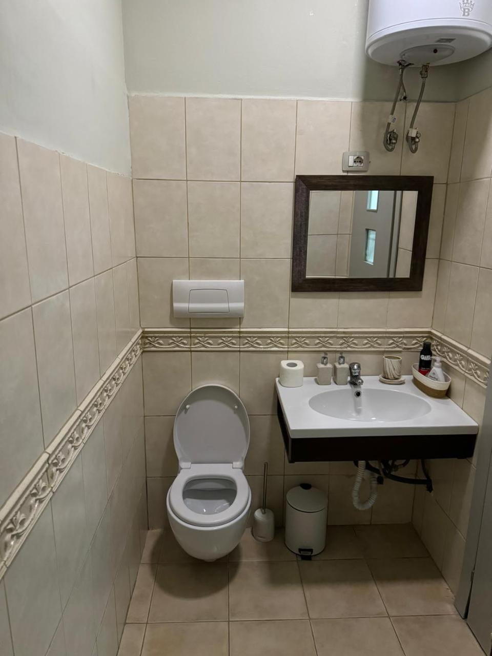 Urban Oasis 3 Apartamento Tirana Exterior foto